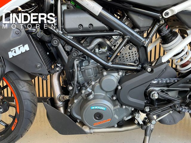 ktm - 390-duke