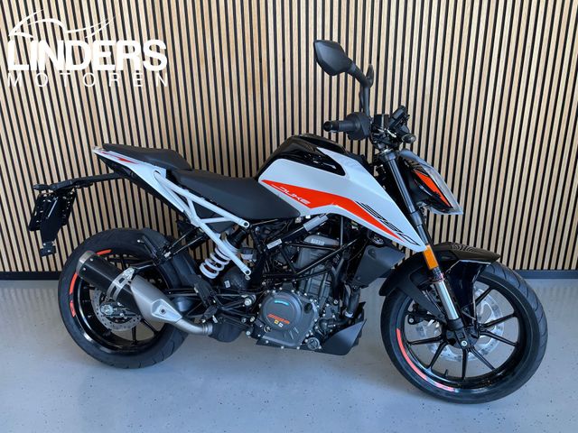 ktm - 390-duke