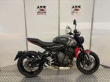 TRIUMPH TRIDENT 660