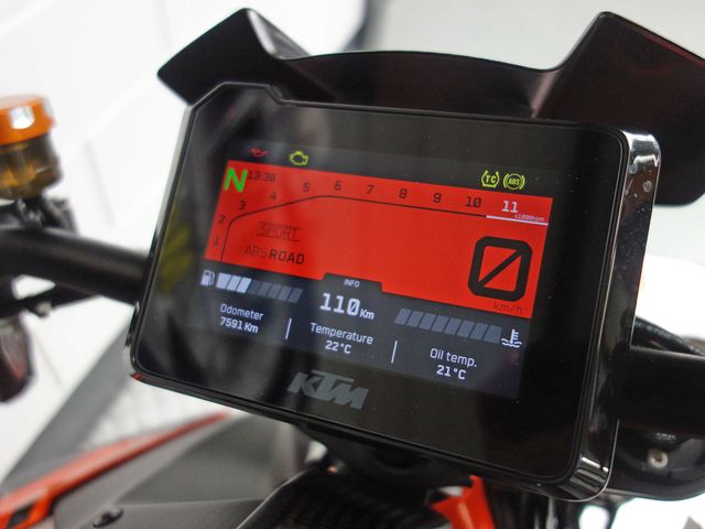ktm - 1290-super-duke-r