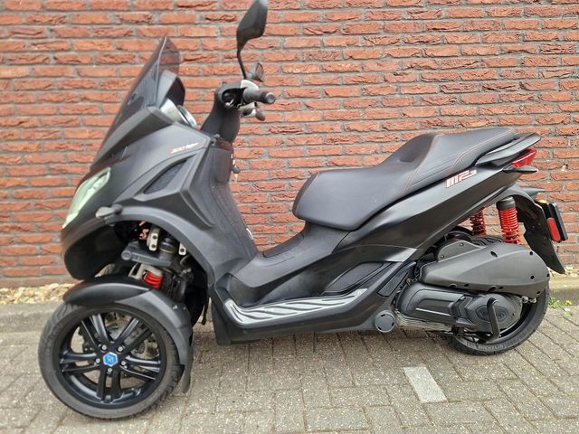 piaggio - mp3-300-hpe-sport