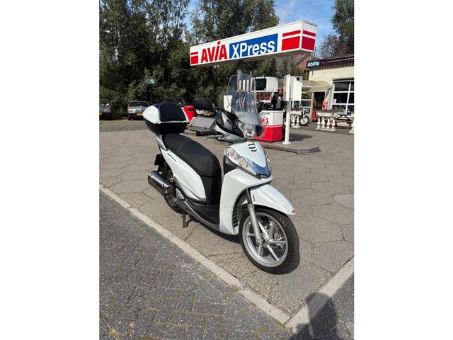 honda - sh-300i---abs