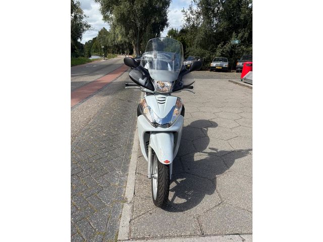 honda - sh-300i---abs