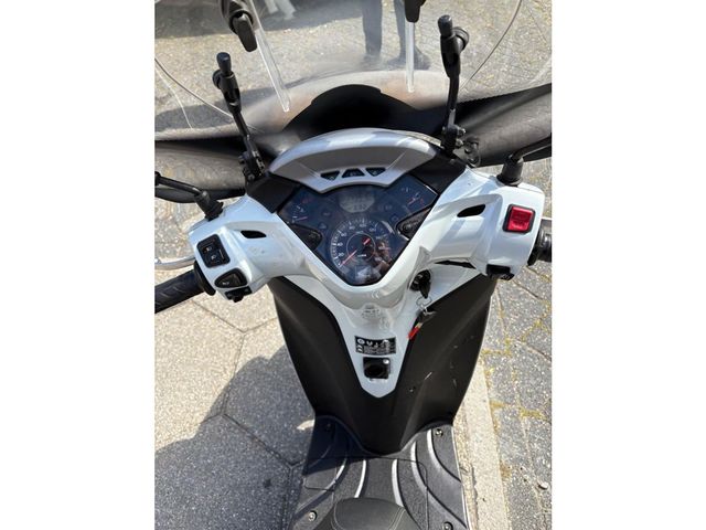 honda - sh-300i---abs