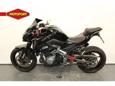 KAWASAKI Z900 – foto 3