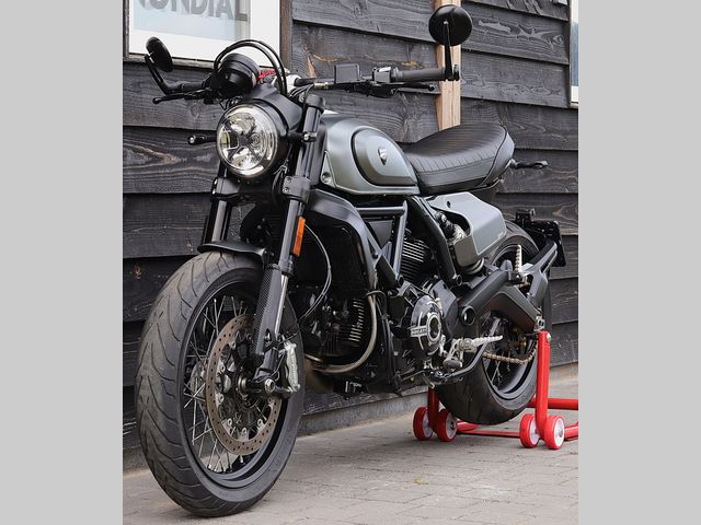 ducati - scrambler-nightshift