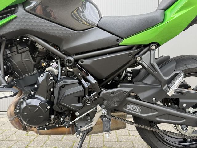 kawasaki - z650-s