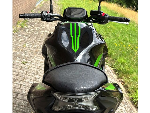 kawasaki - z650