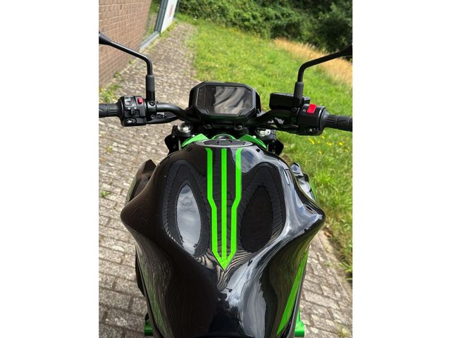 kawasaki - z650