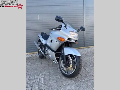 KAWASAKI ZZR 600 – foto 4