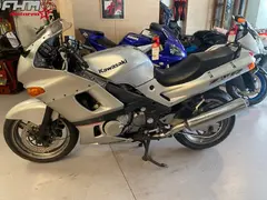 Kawasaki ZZR 600 2005 occasion – foto 13 van 14