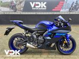 YAMAHA YZF R7