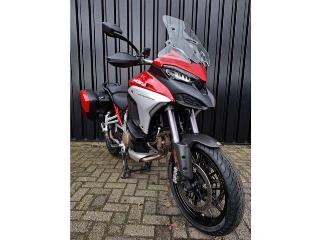 ducati - multistrada-v4-s