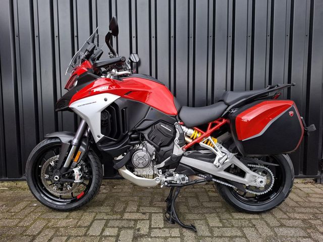 ducati - multistrada-v4-s