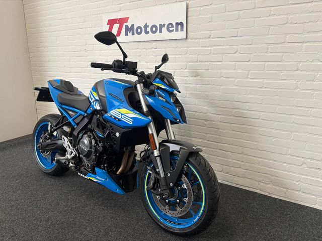 suzuki - gsx-8s