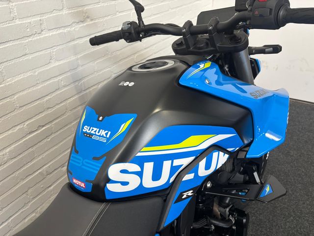 suzuki - gsx-8s