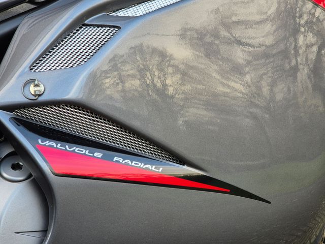 mv-agusta - f4-1000-r