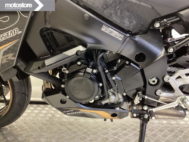 suzuki - gsx-s-950