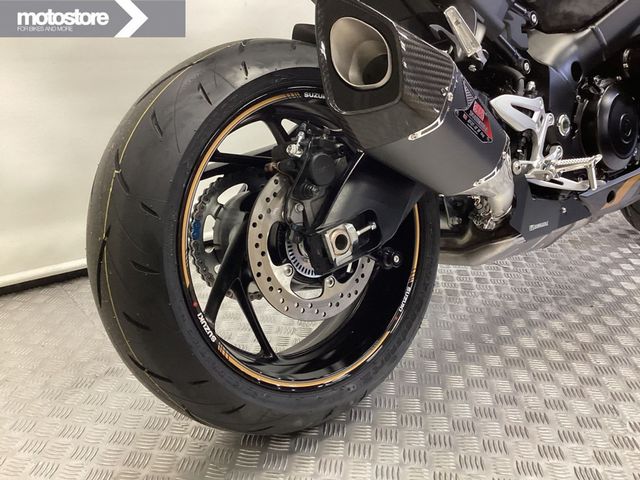 suzuki - gsx-s-950