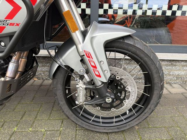 QJMOTOR - srt-600-sx-touring