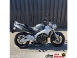 SUZUKI GSR 600