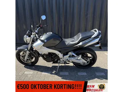 SUZUKI GSR 600 – foto 2