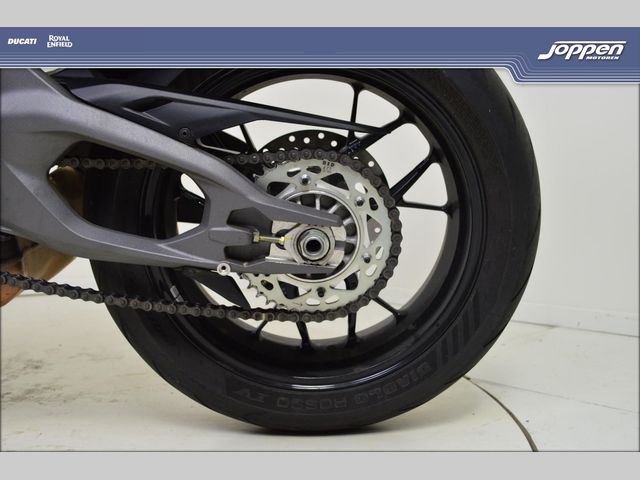 ducati - streetfighter-v2-s