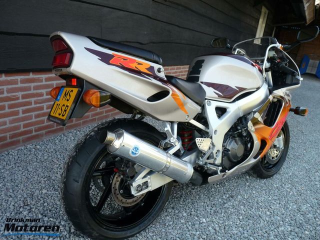 honda - cbr-900-rr-fireblade