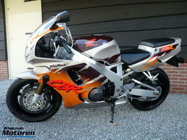 honda - cbr-900-rr-fireblade