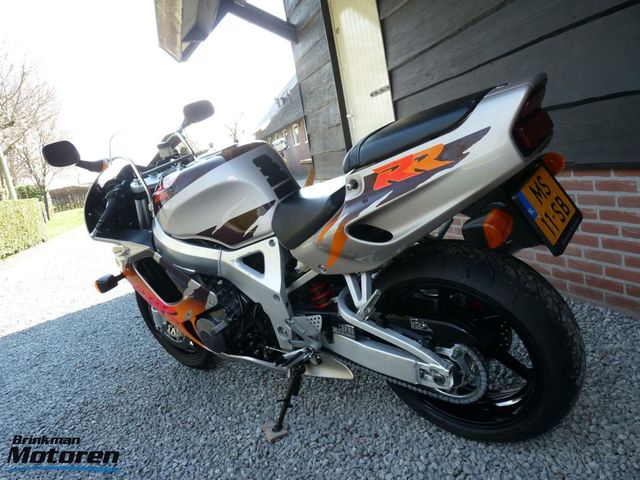 honda - cbr-900-rr-fireblade