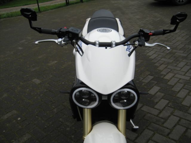 triumph - street-triple-675