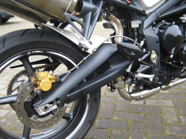 triumph - street-triple-675