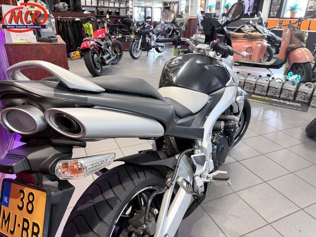suzuki - gsr-600
