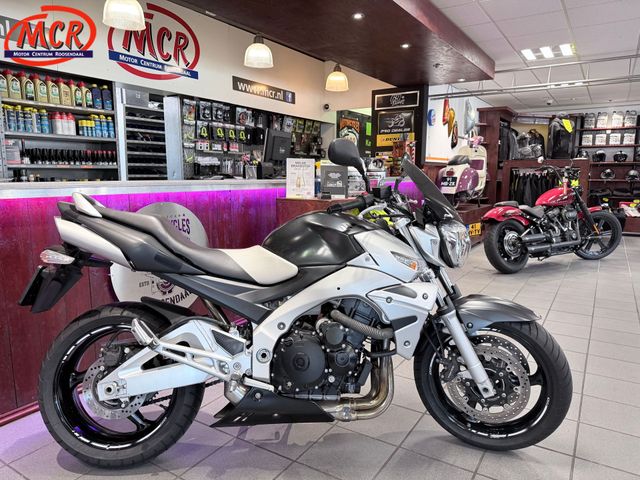suzuki - gsr-600