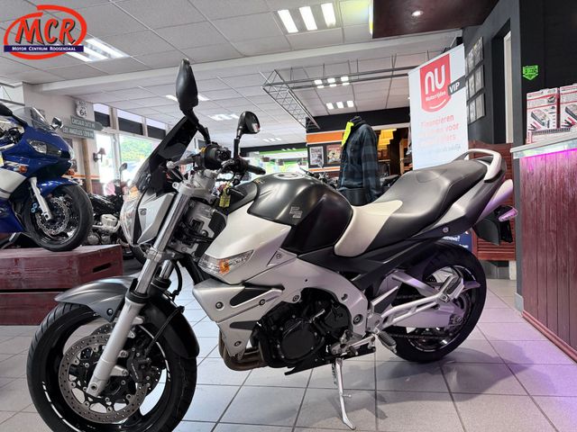 suzuki - gsr-600