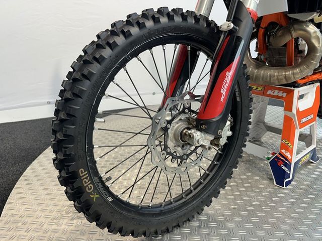 ktm - 300-exc-six-days