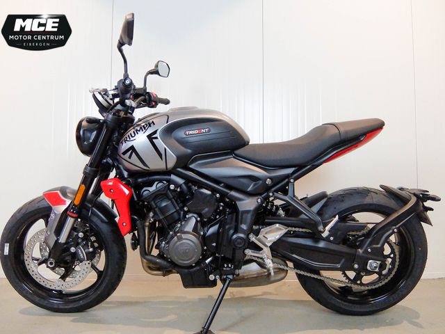 triumph - trident-660