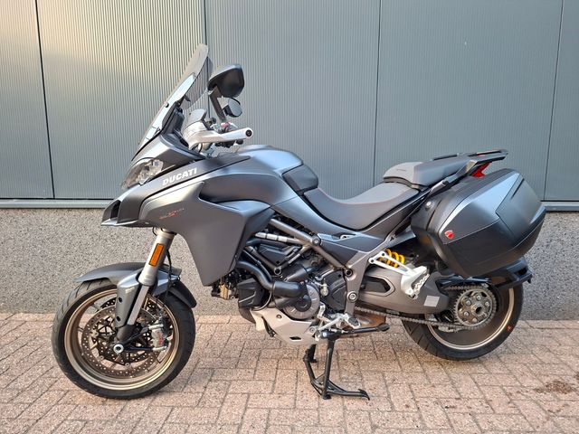 ducati - multistrada-1260-s