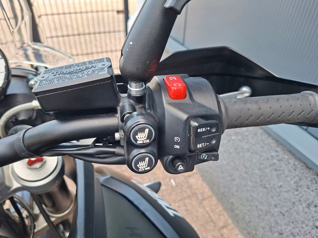 triumph - tiger-800-xca