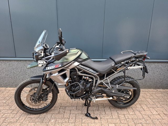 triumph - tiger-800-xca