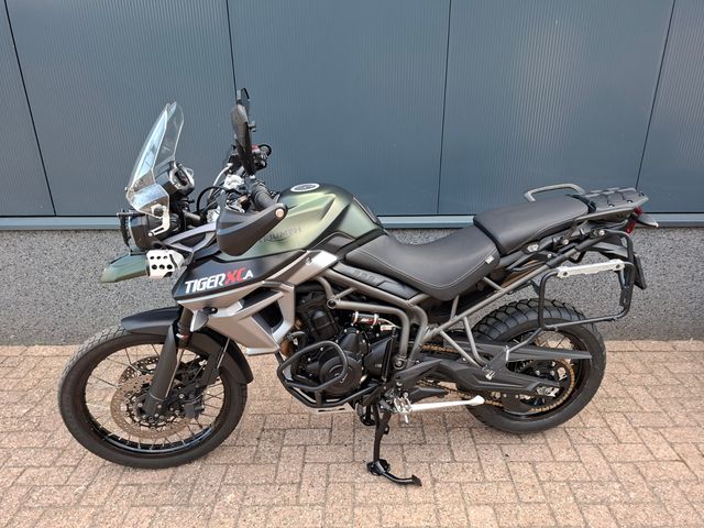 triumph - tiger-800-xca