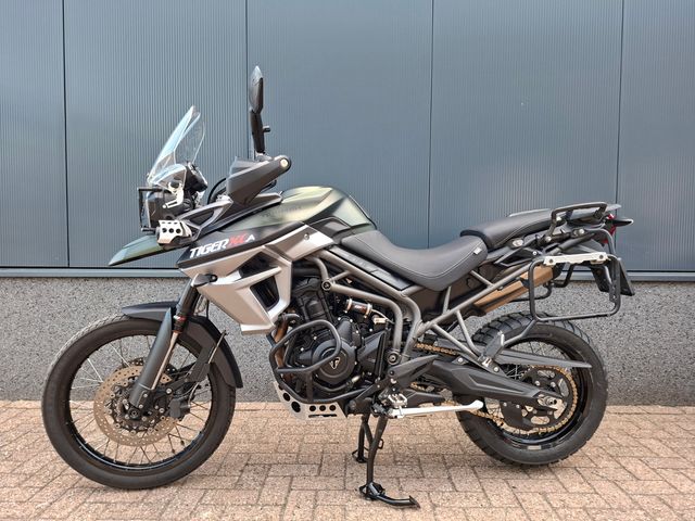 triumph - tiger-800-xca