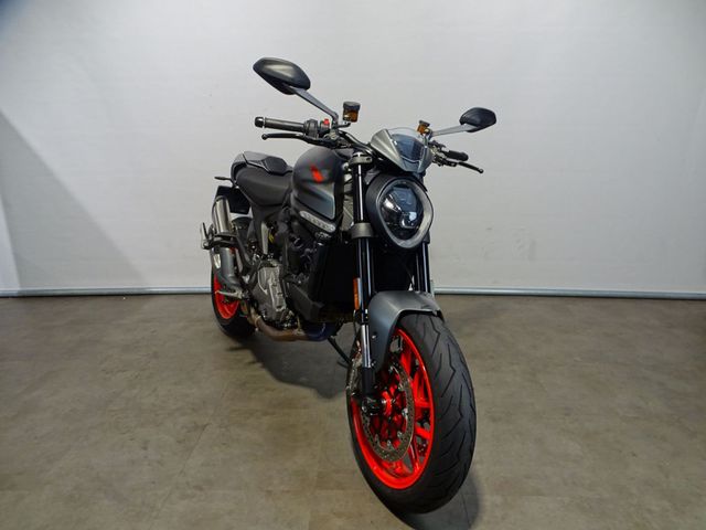 ducati - monster--