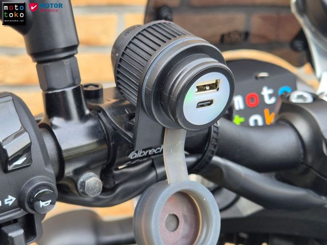 yamaha - xsr-900-abs