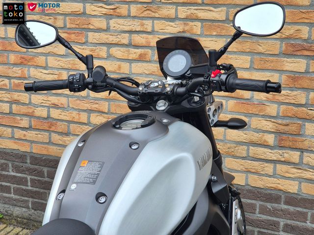yamaha - xsr-900-abs