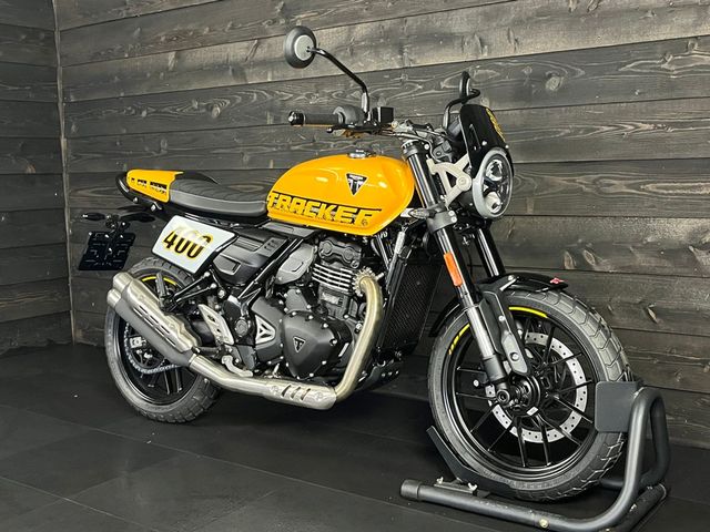 triumph - tracker-400