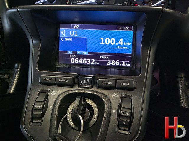 honda - gl-1800-goldwing-c-abs