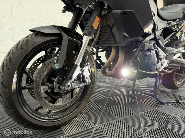 bmw - f-900-xr
