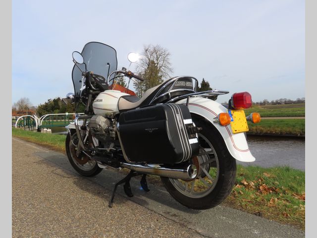 moto-guzzi - california-2