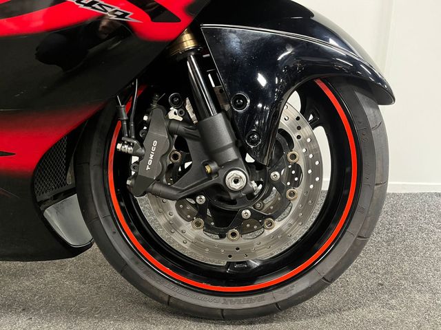 suzuki - gsx-r-1300-hayabusa